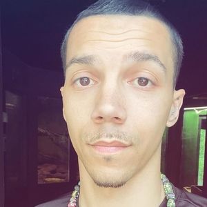 Meet your Posher, Derwin